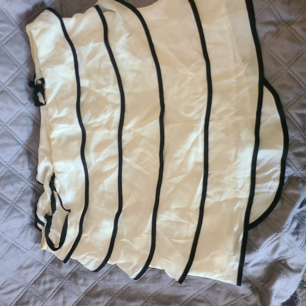 Black and White Ruffle Top